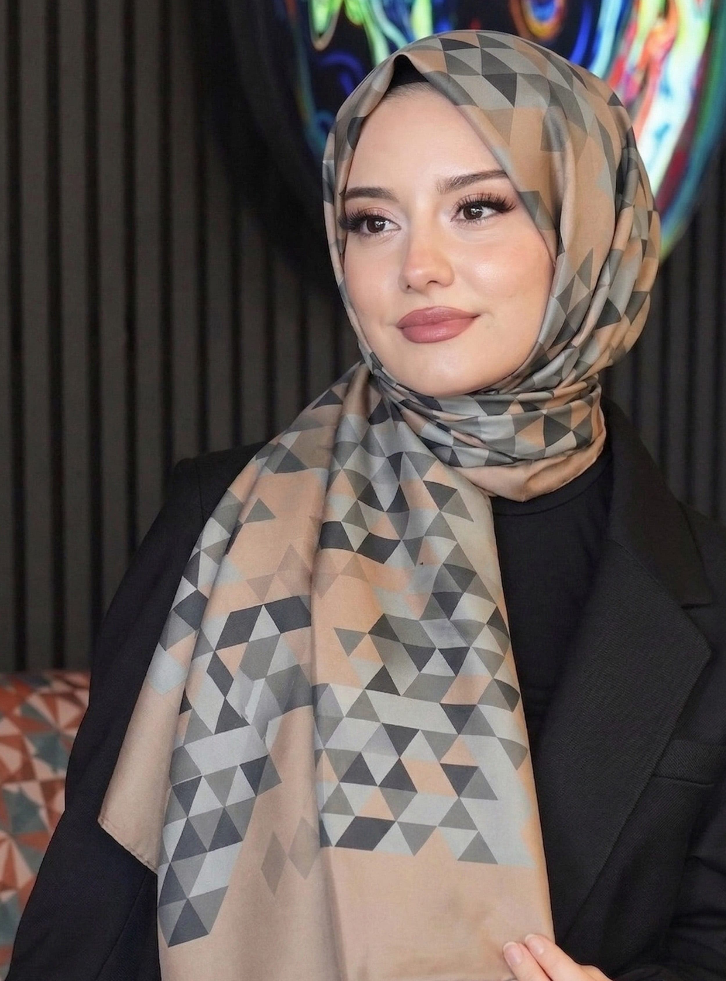 Üçgen Desenli Pamuk Şal