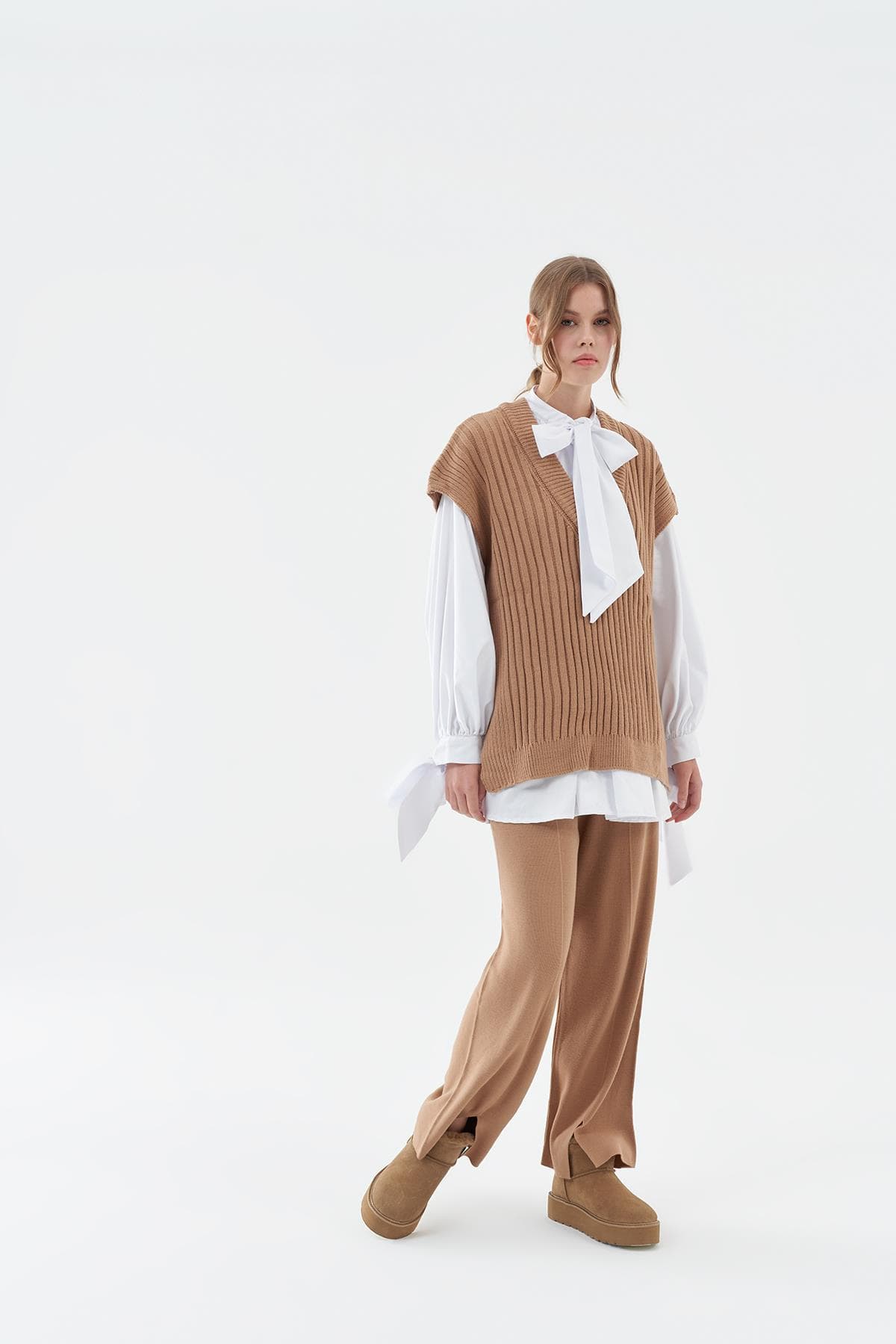 LİYA ÖNDEN YIRTMAÇLI TRİKO PANTOLON - CAMEL