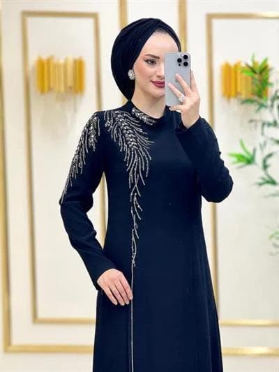 TAŞLI ELBİSEMİZ SİYAH