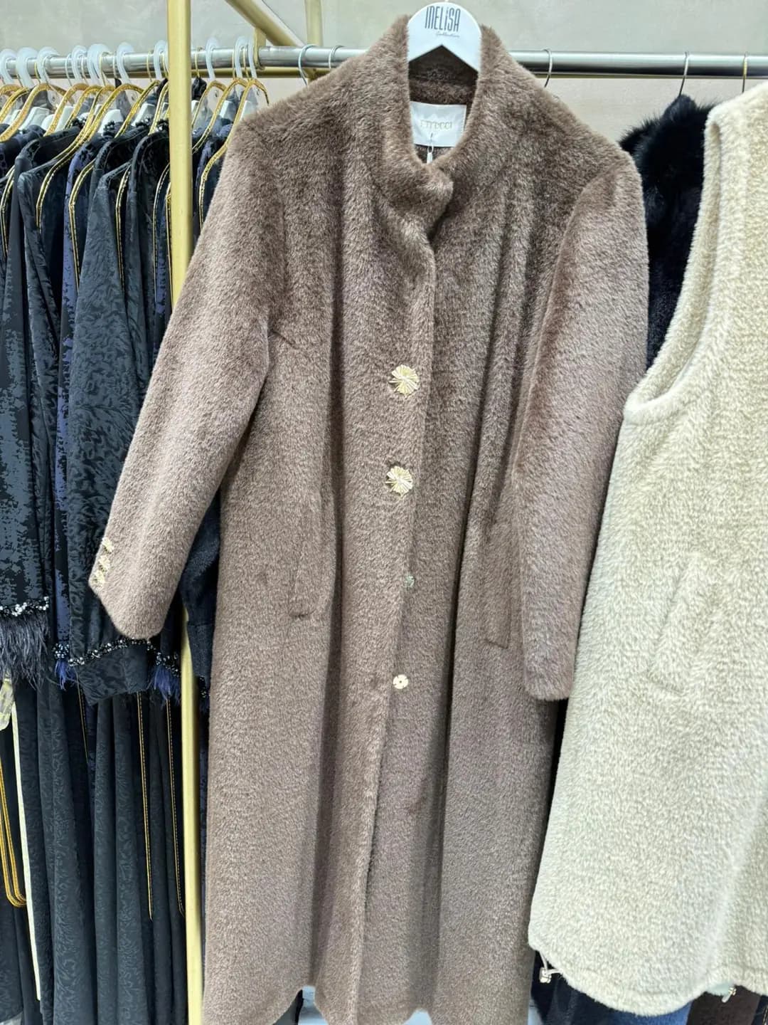 Angora Gold Düğme Detaylı Kaban
