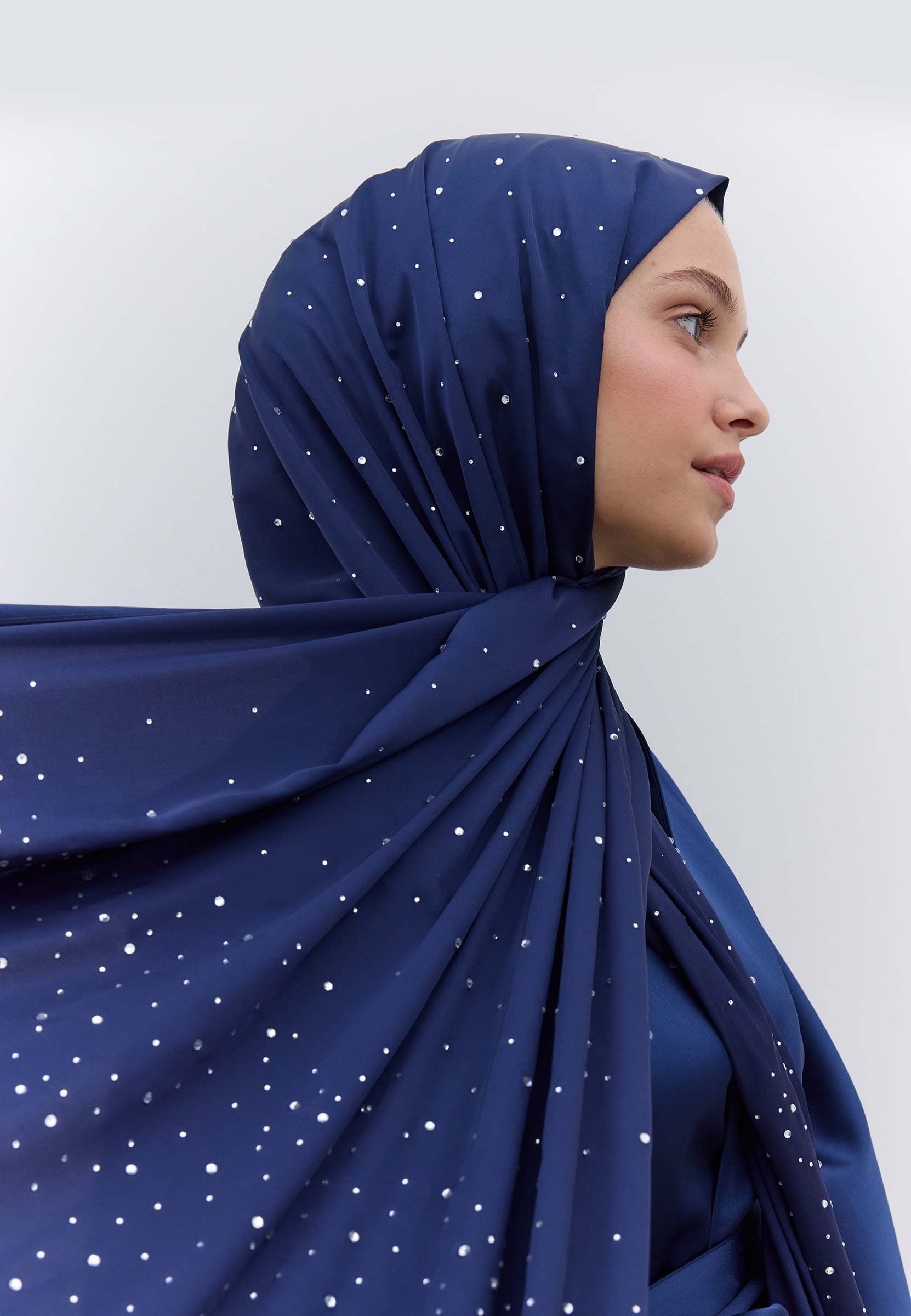 Strass Taşlı İpeksi Şal Lacivert