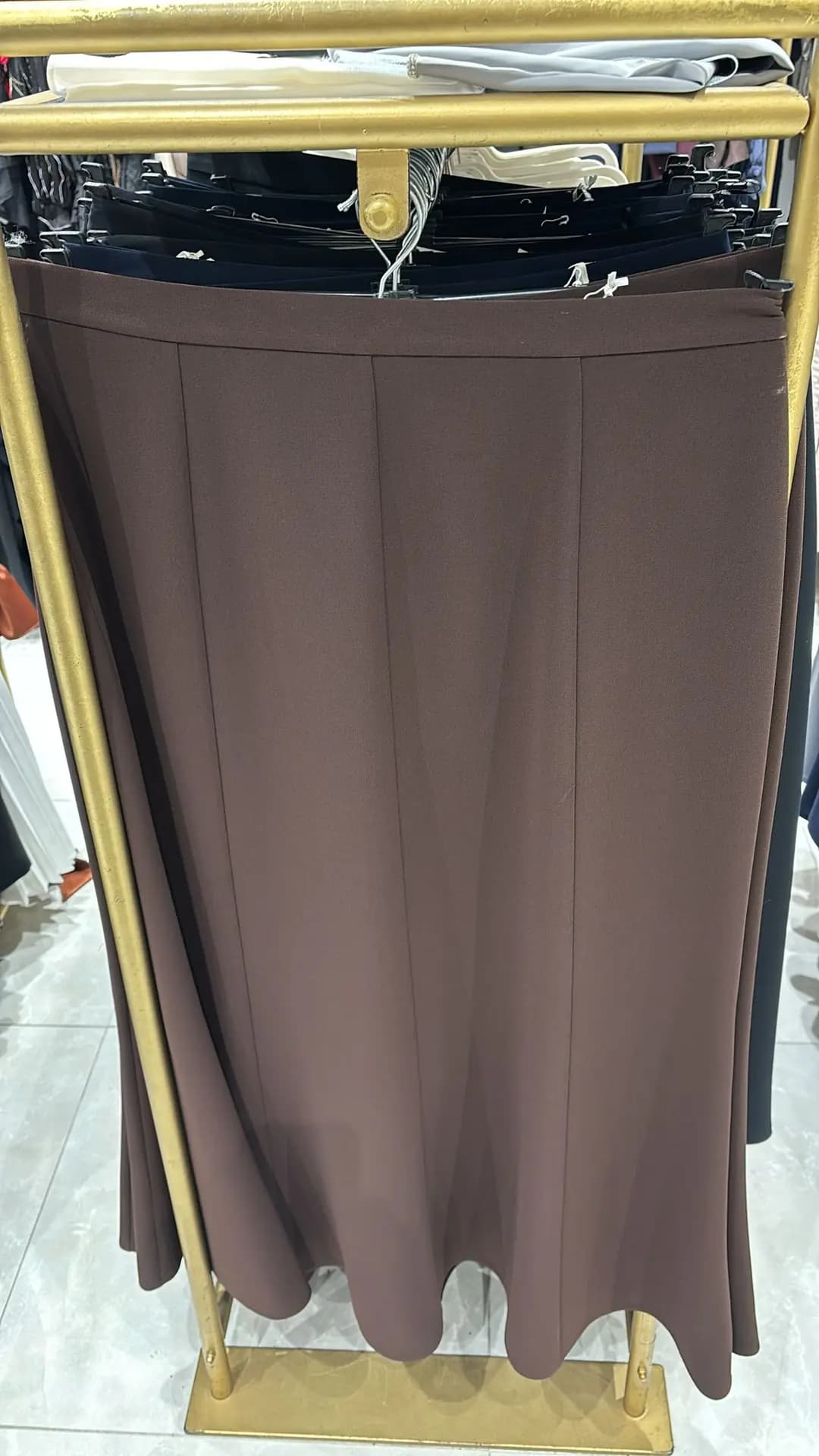 Astarlı Sekiz Parça Etek
