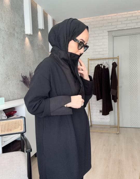 DİK YAKA BLUZ