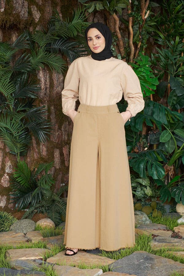 1153-Püsküllü Pantolon Etek Bej