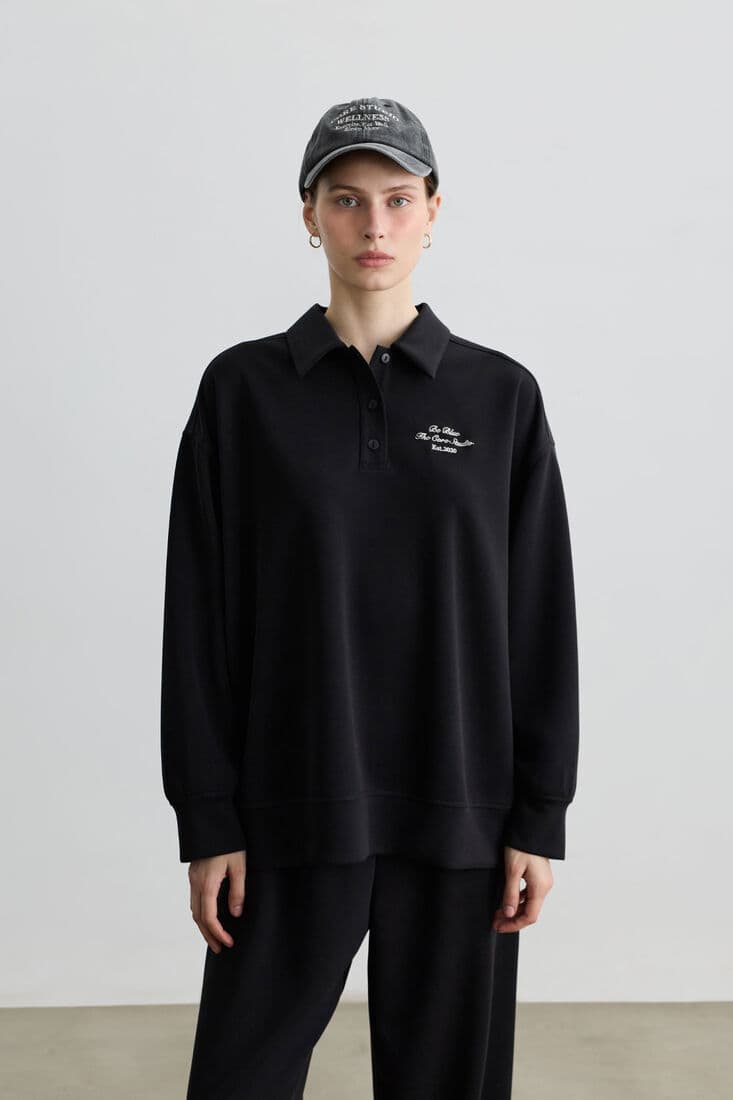 SİYAH POLO YAKA İNCE SWEATSHIRT