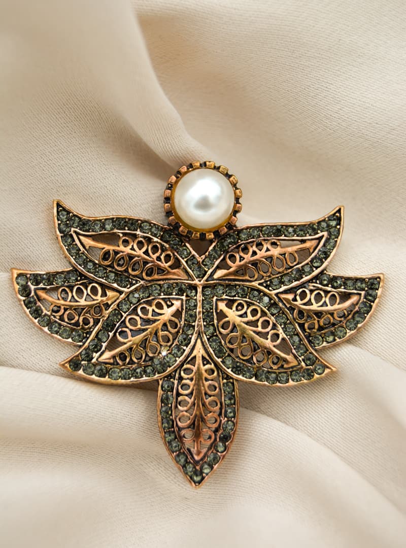İncili Nilüfer Broş - Bronz
