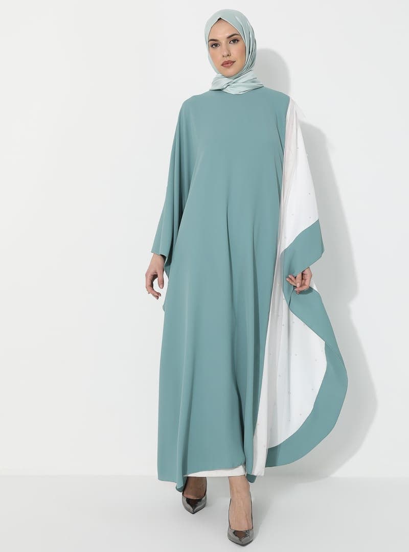 Nefti Ekru Abaya