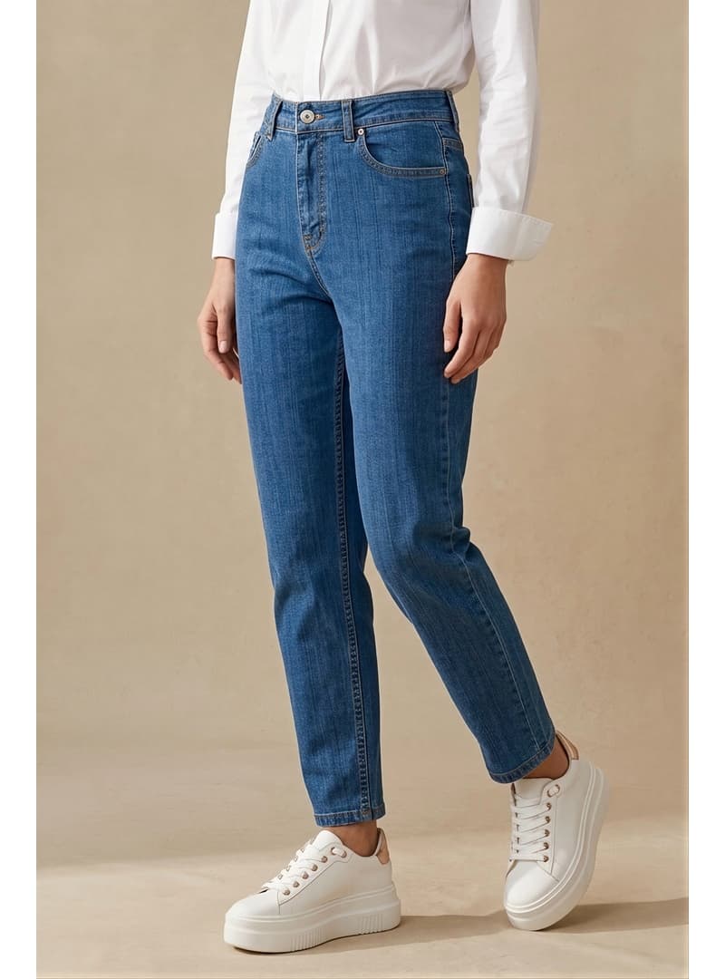 Yüksek Bel Mom Jeans Pantolon
