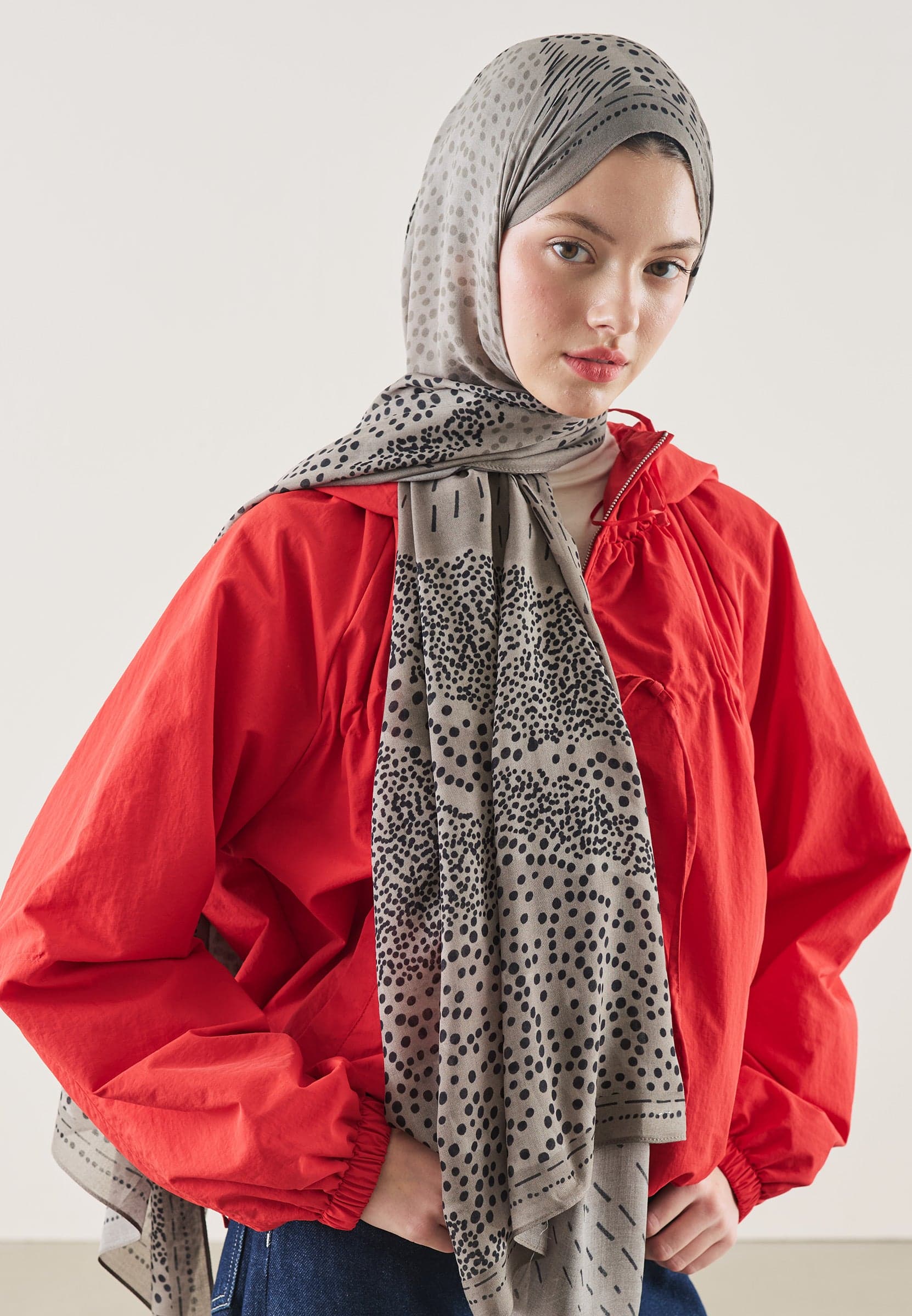 Dot Elegance Desen Rami Şal Taş