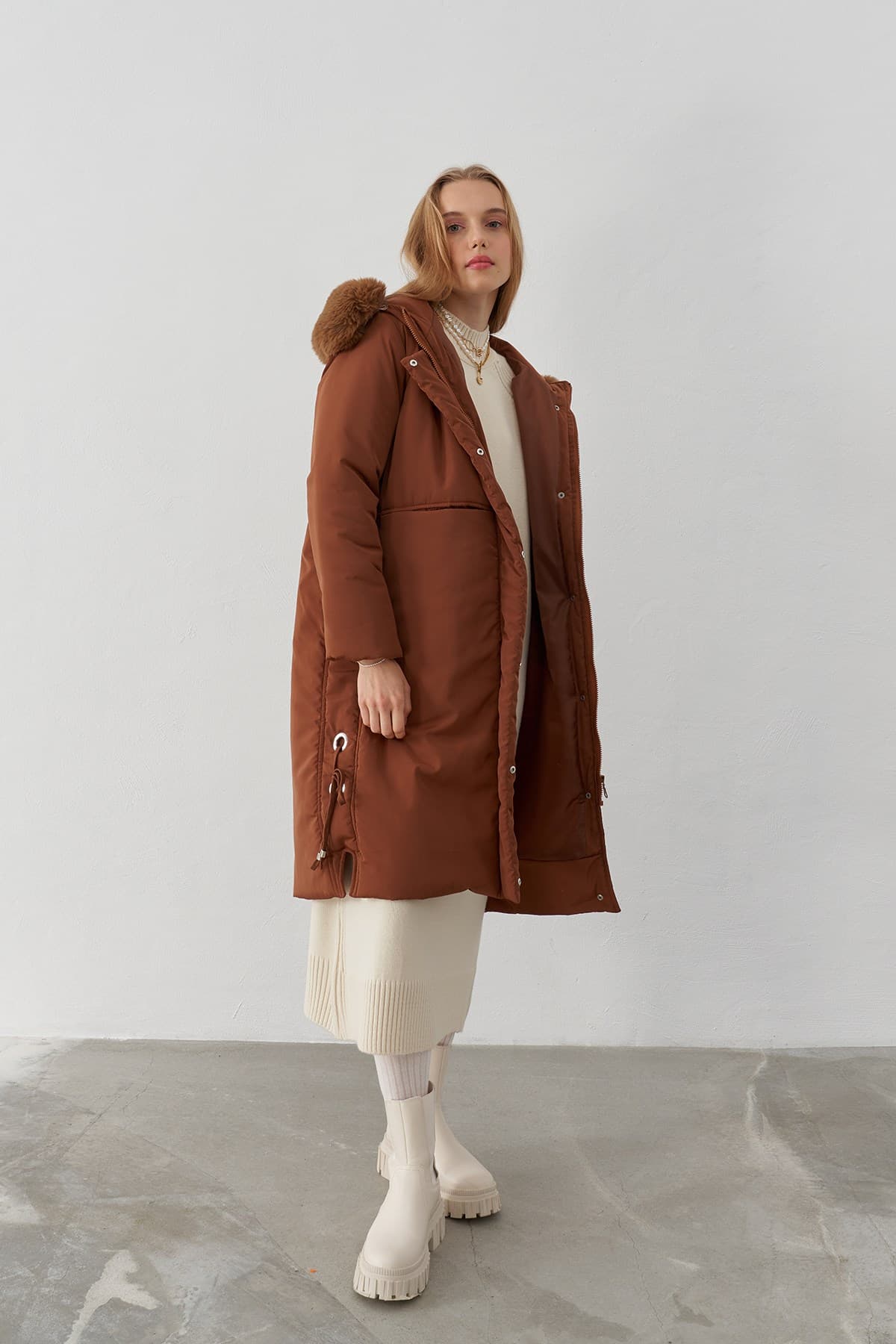 Bomb Furry Inflatable Jacket - Brown
