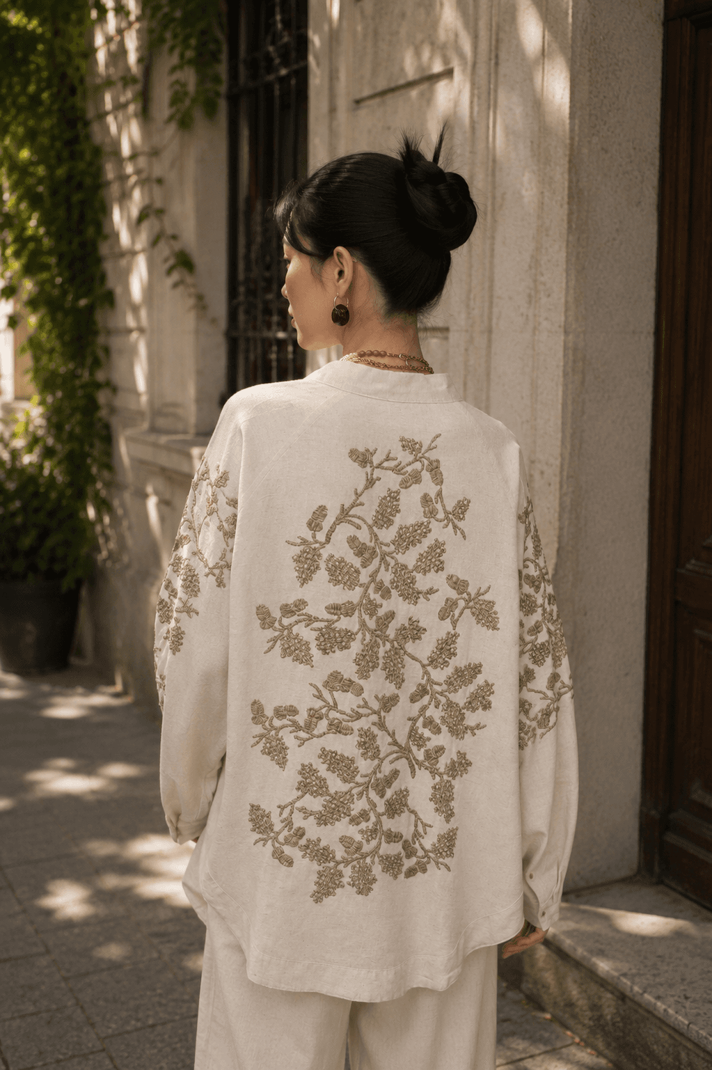 Sırt ve Kol İşlemeli Bohem Tarz Natur Oversize Kimono-RS34010