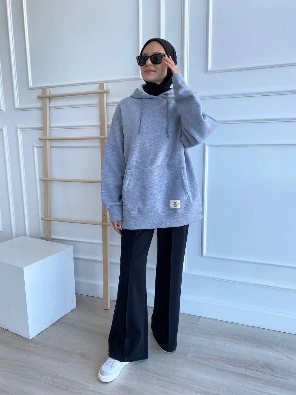 Arka Baskılı Şardonlu Sweatshirt